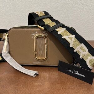 Marc Jacobs Gold Key & Card Holder